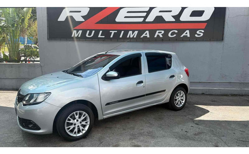 Renault Sandero 1.0 AUTHENTIQUE 16V FLEX 4P MANUAL