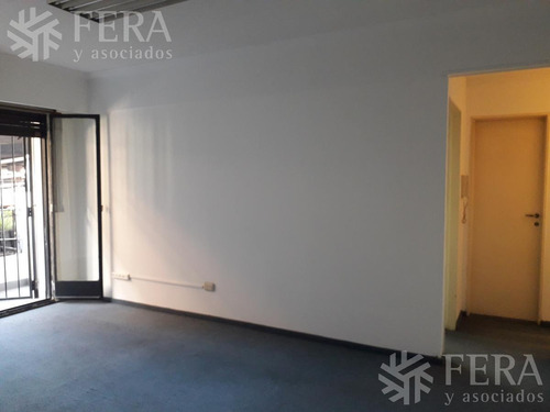 Imagen 6 de 16 de Venta De Departamento De 3 Ambientes Con Balcon En San Telmo (28031)