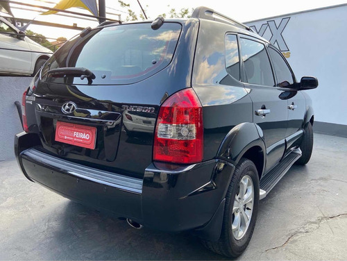Imagem 3 de 10 de Hyundai Tucson 2010 2.0 Gl 4x2 Aut. 5p
