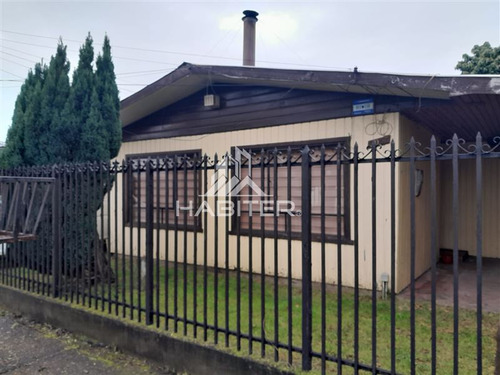 Casa En Venta De 3 Dorm. En Temuco