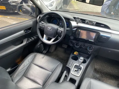 Toyota Hilux 2.8 Srv Diesel At 4x4 2020
