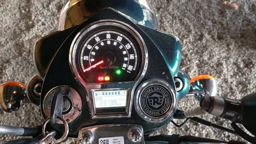 Royal Enfield Classic 350 Green 2024