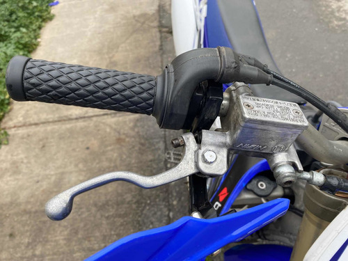 Imagen 11 de 13 de Yamaha Yzf