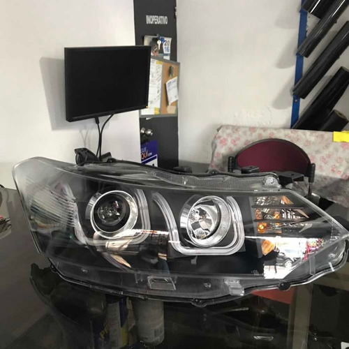 Toyota Yaris 2014+ Faros Led Ojo De Ángel Delanteros
