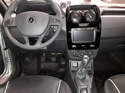 Renault Duster Oroch 2.0 Privilege