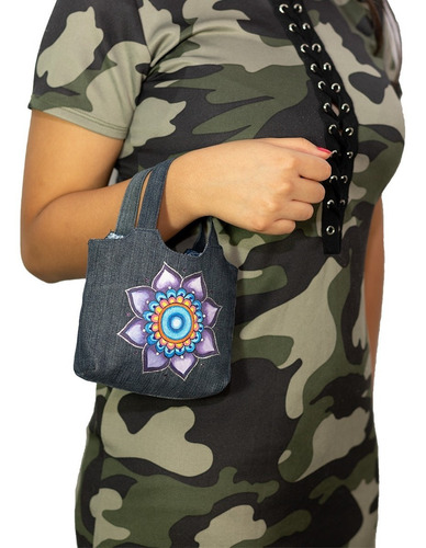 Bolso Mini Cuadrado Elaborado Con Mezclilla Pintado Mándala (Reacondicionado)