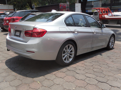 BMW Serie 3 2.0 320ia At