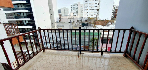 Imagen 5 de 13 de Impecable Dpto De 2 Amb Con Cochera En Venta