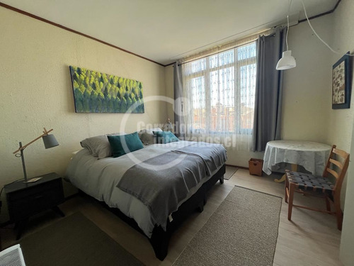 Casa En Venta De 5 Dorm. En Santo Domingo