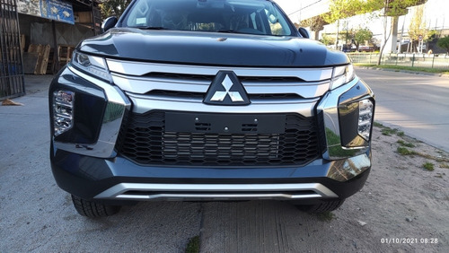 Enganche De Remolque  Mitsubishi Montero Sport 2022