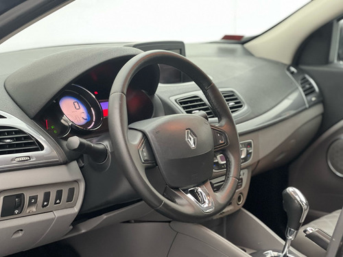 Renault Fluence 2.0 Privilège X-tronic Hi-flex 4p