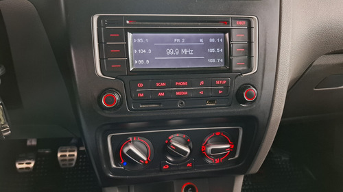 Volkswagen Fox 1.6 Highline
