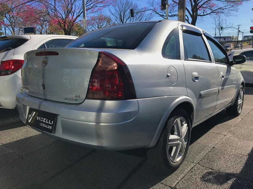 Chevrolet Corsa Sedan Premium 1.4 8v(econo.flex) 4p