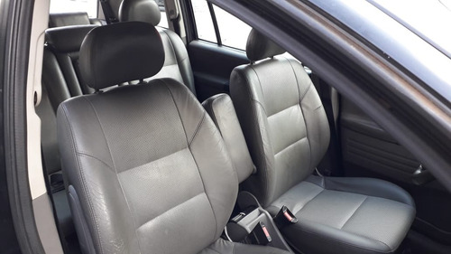 Imagem 9 de 11 de Chevrolet Zafira Elite