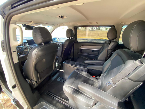 Imagen 12 de 15 de Mercedes-benz Clase V V200. 2019