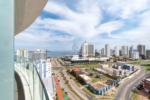 Moderno Apartamento De 3 Dormitorios En Suite, Zona Hotel Enjoy, Punta Del Este