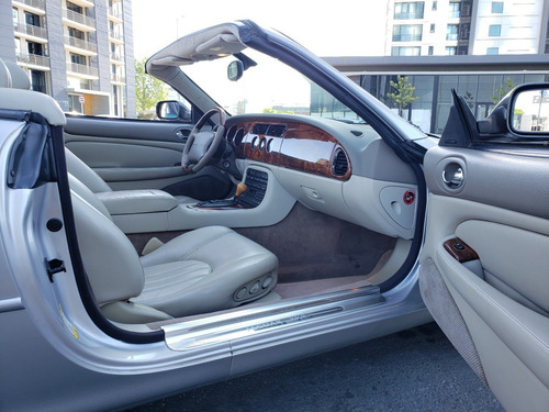 Jaguar Xk8 V8 At