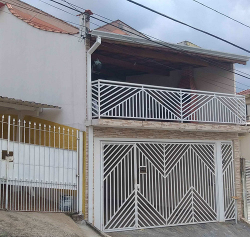 Casa À Venda Na Rua Adriano Ariani, Jardim Maristela, São Paulo - Sp - Liv-4700