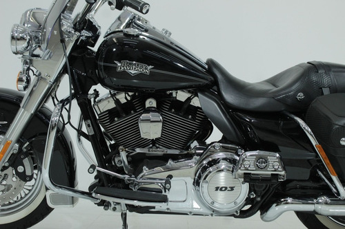 Harley Davidson Road King Classic 2011 Preta