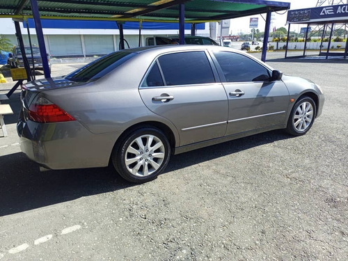 Imagen 5 de 16 de Honda Accord