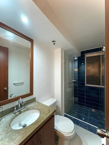 Apartamento En Venta En Gran Granada. Cod V1104017