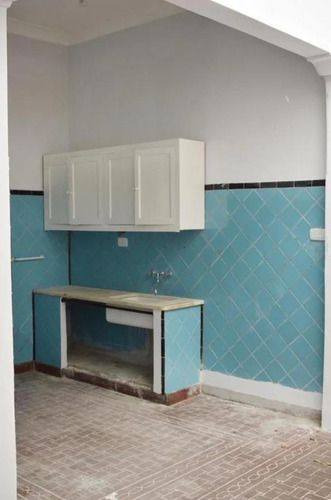 Casa Venta 3 Dormitorios , 2 Baños Y 127 Mts 2- La Plata