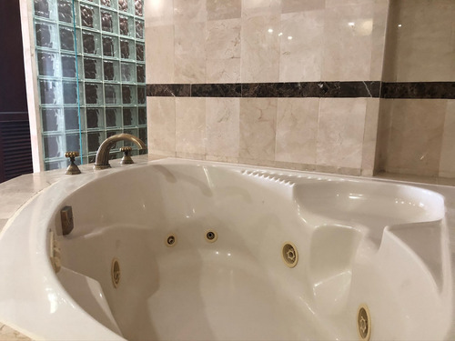 Imagen 12 de 14 de Vendo Apartamento En Bocagrande Con Vista Al Mar!
