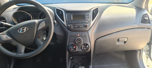 Imagem 6 de 10 de Hyundai Hb20 Unique