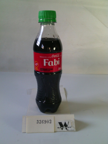 Garrafas Coca-cola / Pet  Com Nome: Fabi