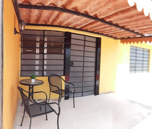 Imagen 1 de 11 de En Renta Departamento Amuebaldo En Jardines De Mérida 1 Rec, 1 Baño