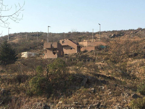 Liquido Una Hectarea Con Cabañas A Terminar En Villa Ernestina