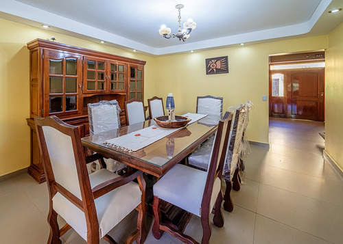 Venta Casa En Piñeyro Sobre Lote Propio