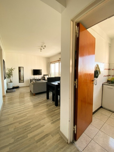 Imagen 9 de 14 de Departamento En Venta En Remedios De Escalada Oeste