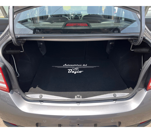 Renault Logan 1.6 Intens Cvt