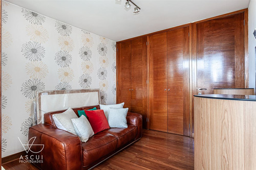 Departamento En Venta De 3 Dorm. Más Servicios En Las Condes