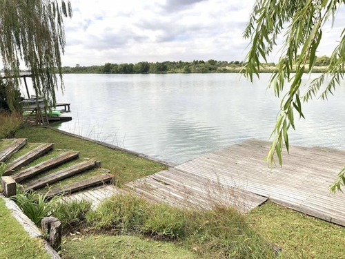 Nordelta Barrio La Isla Casa En Venta Al Lago Central