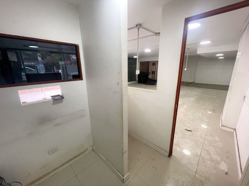 Arriendo Local Comercial De 122,10 M2, Vicuña Mackenna, Ñuñ