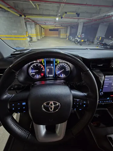 Toyota Fortuner Srv 2.4 4x2 Diesel