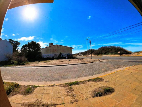 Imagen 3 de 3 de Terreno 15 X 25, Frente Al Mar, Pleno Centro, Ideal Desarrolladores. Excelente Precio Y Rentabilidad Futura.