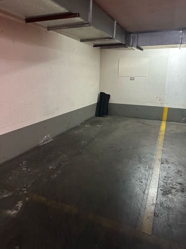 Excelente, Remodelado A Media Cuadra Metro Escuela Militar