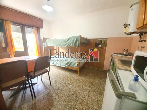 Imagen 16 de 29 de Venta En Block - 3 Locales + 8 Departamentos De 2 Y 1 Amb. - Una Cuadra Del Mar