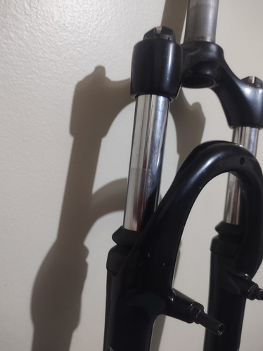 Garfo Suspensão Aro 26 Sr Suntour Xc60 80mm Espiga Over 20cm Preto (Usado)