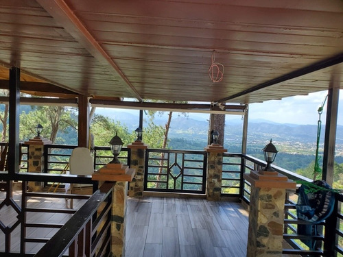 Imagen 4 de 13 de Se Vende Hermosa Villa En Jarabacoa