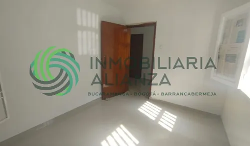 Casa En Arriendo En Altos De Cabecera. Cod A16991