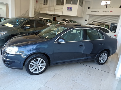 Volkswagen Vento 1.9 I Luxury Dsg 2010