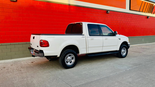 Ford Lobo LARIAT DOBLE CABINA 4x4