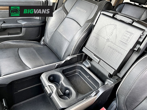 RAM Ram 3500 6.7 Laramie Cab. Dupla 4x4 Aut. 4p