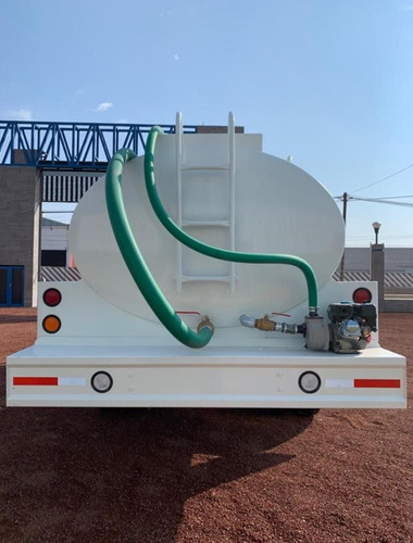 International 4300 Modelo 2015 Pipa 10 Mil Litros