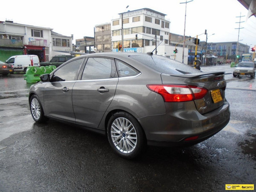 Imagen 5 de 12 de Ford Focus Titanium At