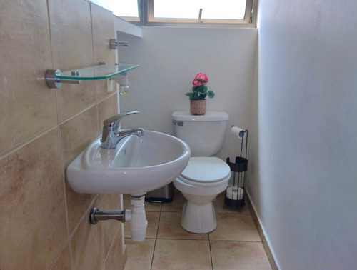Imagen 9 de 12 de Oportunidad Se Vende Casa 5d 5b Y Pisc C La Meseta Peñalolen